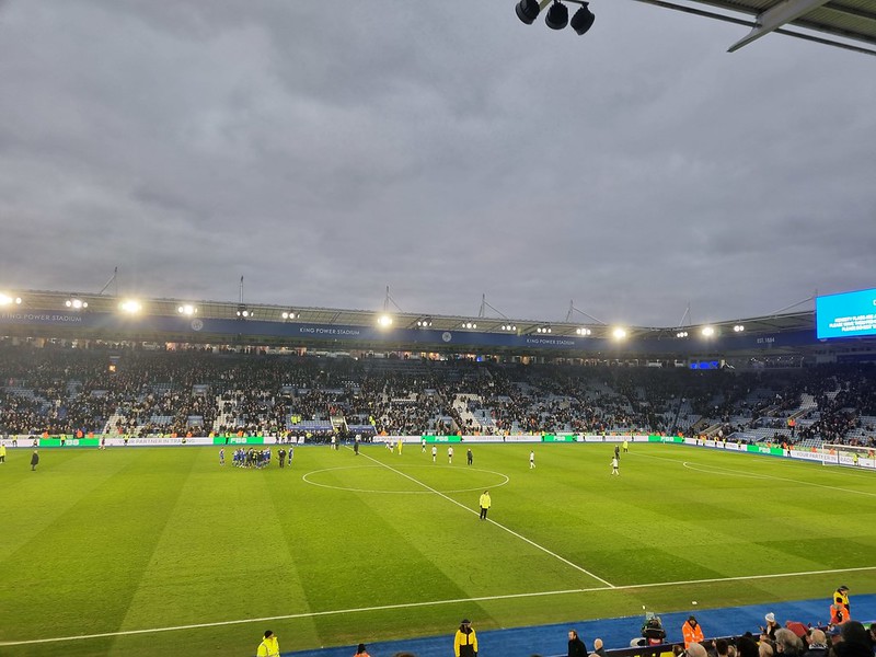 King Power Stadium after the game<br/>© <a href="https://flickr.com/people/79613854@N05" target="_blank" rel="nofollow">79613854@N05</a> (<a href="https://flickr.com/photo.gne?id=52684516785" target="_blank" rel="nofollow">Flickr</a>)