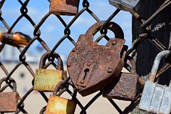 Love locks in Ocean City [10]