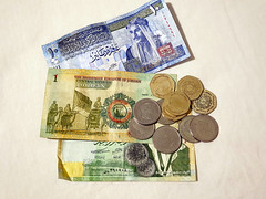 Anglų lietuvių žodynas. Žodis jordanian dinar reiškia jordanijos dinaras lietuviškai.