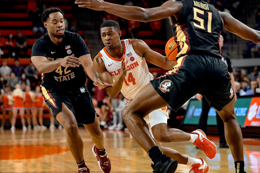 Clemson Basketball Photo of Devin Foster and Florida State