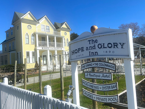 The Hope and Glory Inn