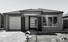 8 Cantie Place, Doreen VIC