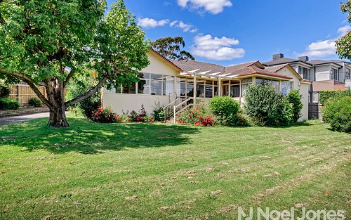 64 Whittens Lane, Doncaster VIC