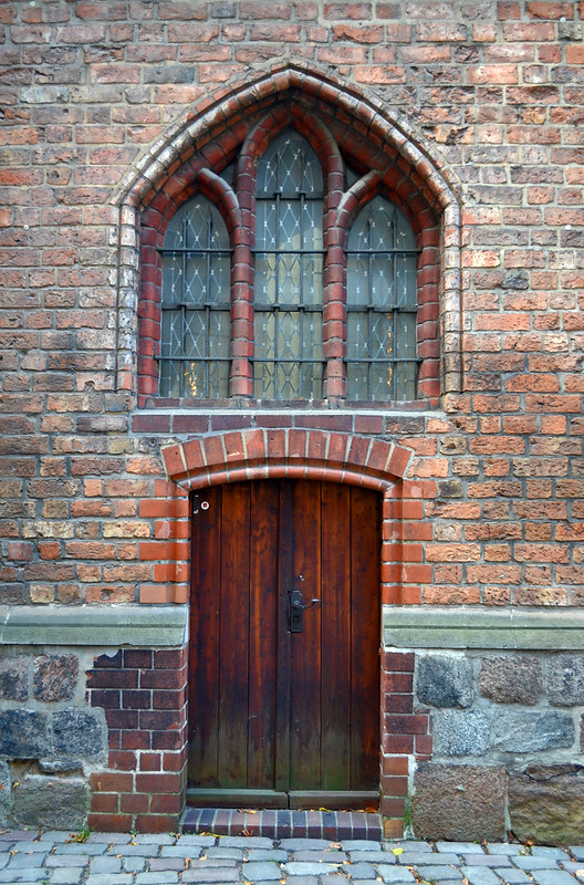 Medieval Door [Berlin - 14 October 2022]<br/>© <a href="https://flickr.com/people/43056966@N07" target="_blank" rel="nofollow">43056966@N07</a> (<a href="https://flickr.com/photo.gne?id=52709856119" target="_blank" rel="nofollow">Flickr</a>)