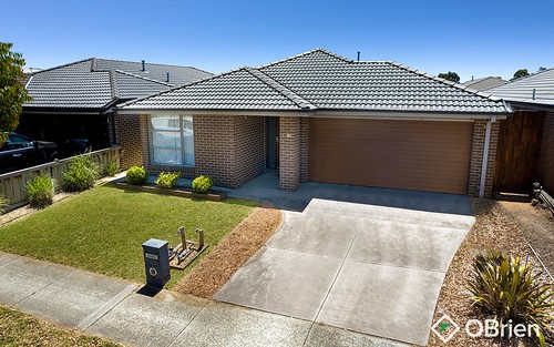 75 Frankland St, Clyde North VIC 3978