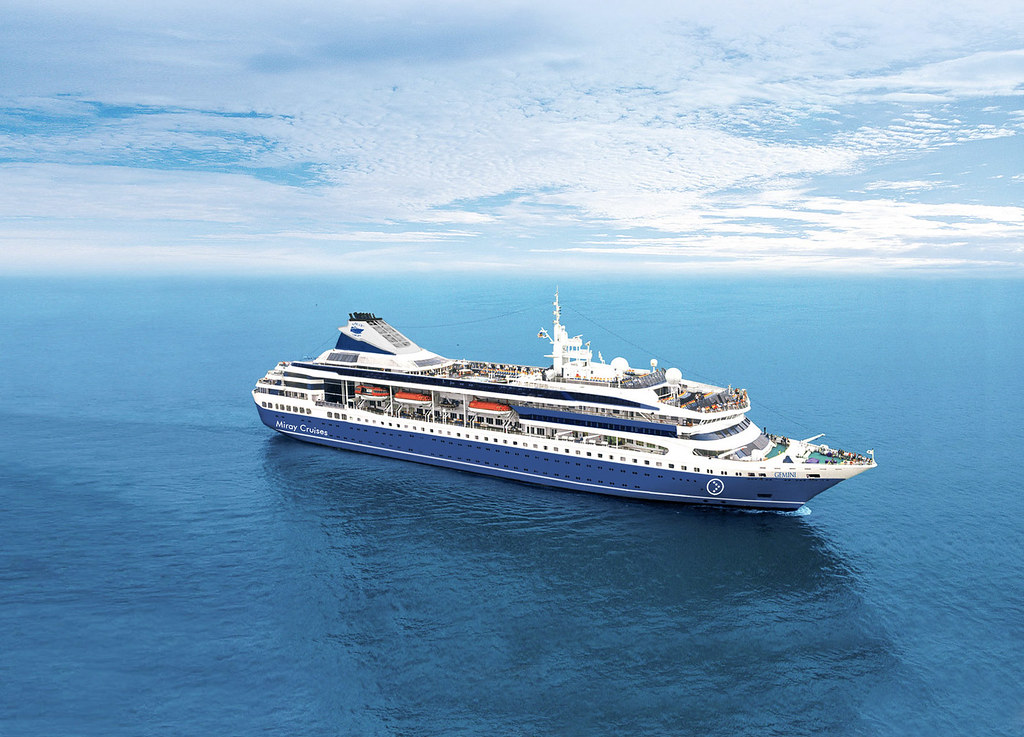 搭乘雙子座愛琴海遊輪巡航土希雙國-可樂旅遊提供