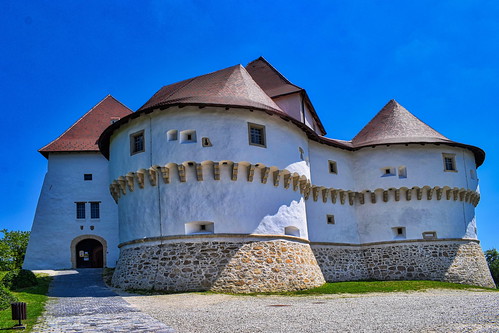 Miroslav vjdic, Veliki Tabor Castle and Museum (CC-BY-SA-4.0), Hum Košnički, Croatia