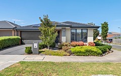 14 Trainers Way, Clyde North VIC
