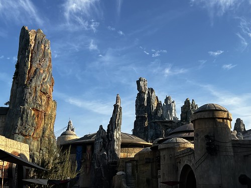 View from Galaxy's Edge • <a style="font-size:0.8em;" href="http://www.flickr.com/photos/28558260@N04/52782626550/" target="_blank">View on Flickr</a>
