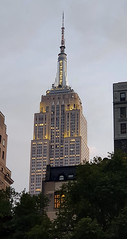 Sparkling Empire State Building - view from Bryant Park, Manhattan
