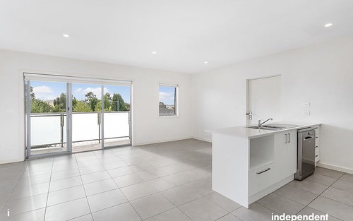 7/8 Jeff Snell Crescent, Dunlop ACT