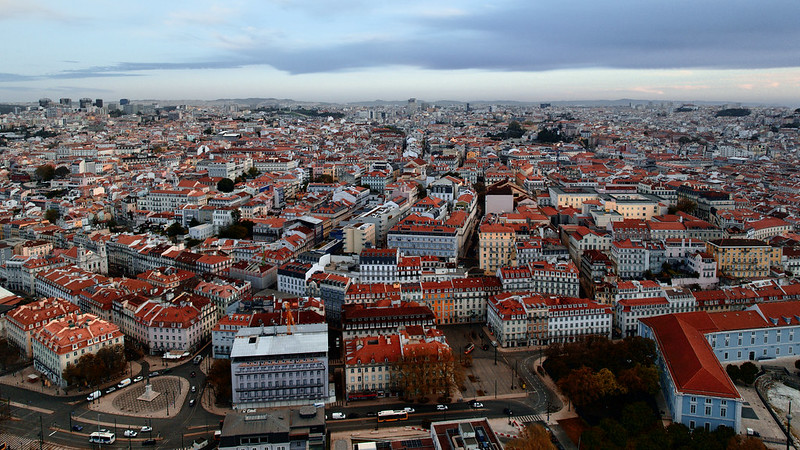 Lisbon<br/>© <a href="https://flickr.com/people/162638432@N05" target="_blank" rel="nofollow">162638432@N05</a> (<a href="https://flickr.com/photo.gne?id=52793506724" target="_blank" rel="nofollow">Flickr</a>)