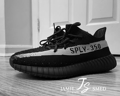 Yeezy Boost 350 V2 Oreo