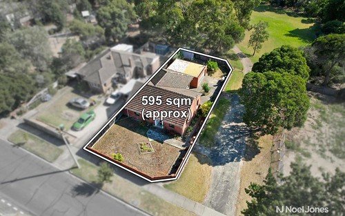 127 Woodhouse Gr, Box Hill North VIC 3129