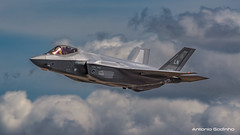 U. S. Air Force 495th FS Valkyries F-35A Lightning II 5475 about to break for landing at Fairford, in order to participate at RIAT 2022 static display.