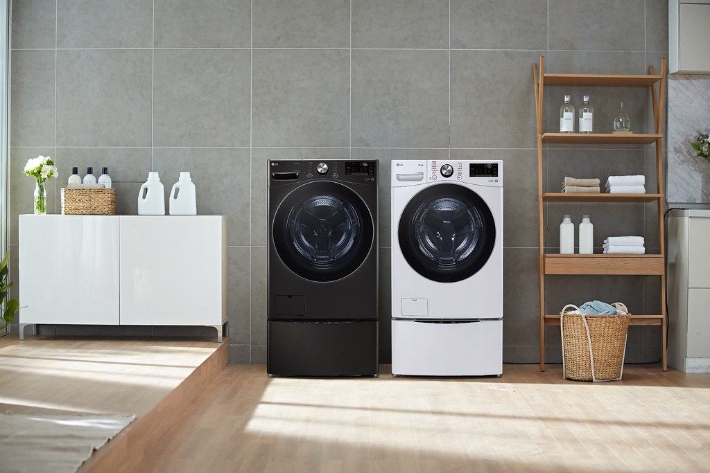 【新聞圖片1】LG TWINWash雙能洗洗衣機結合AI人工智慧洗滌科技，用科技大數據保護您的寶貝衣物。