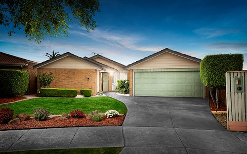 11 Henry Cable Ct, Mill Park VIC 3082