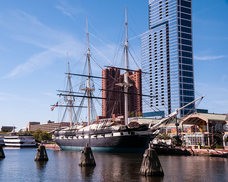 USS Constellation, docked in Baltimore - Maryland<br/>© <a href="https://flickr.com/people/13445173@N06" target="_blank" rel="nofollow">13445173@N06</a> (<a href="https://flickr.com/photo.gne?id=52834078610" target="_blank" rel="nofollow">Flickr</a>)