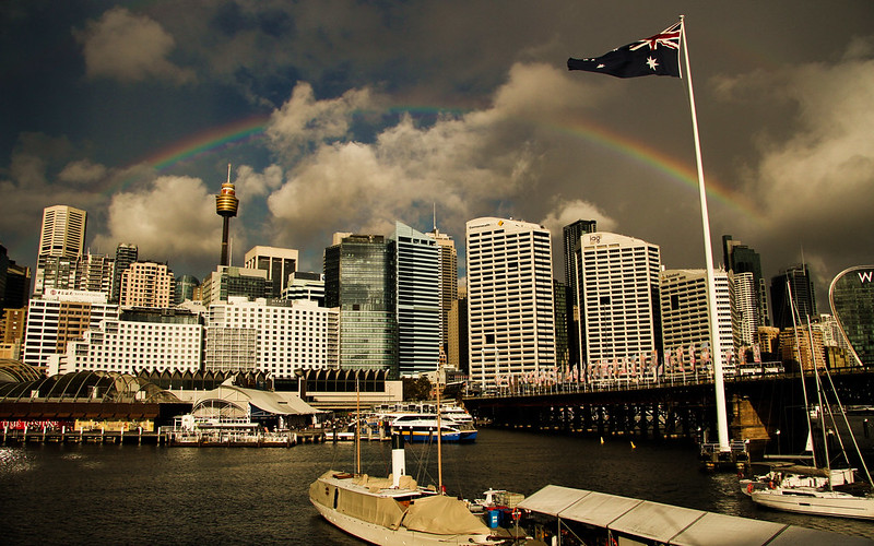 Darling Harbour rainbow<br/>© <a href="https://flickr.com/people/47141105@N00" target="_blank" rel="nofollow">47141105@N00</a> (<a href="https://flickr.com/photo.gne?id=52839131911" target="_blank" rel="nofollow">Flickr</a>)
