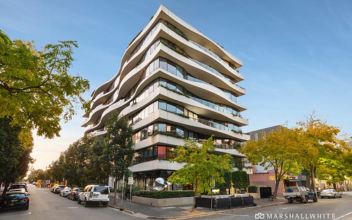 701/74 Eastern Road, South Melbourne VIC