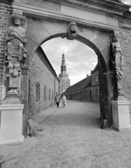 Pentax 67II: Indgangen til Frederiksborg Slot, Hillerød