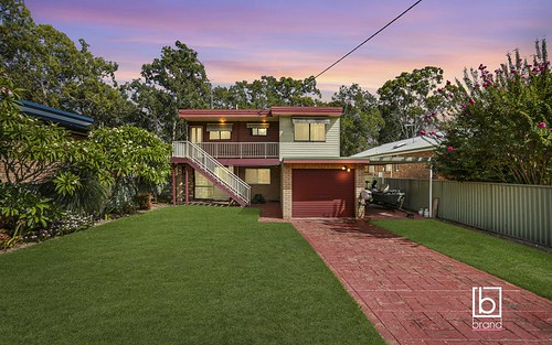 4 Sunset Parade, Chain Valley Bay NSW