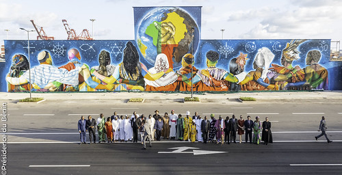la cérémonie de dévoilement de l'œuvre d'art réalisée par l’artiste brésilien Eduardo KOBRA sur le mur du port à Cotonou-81