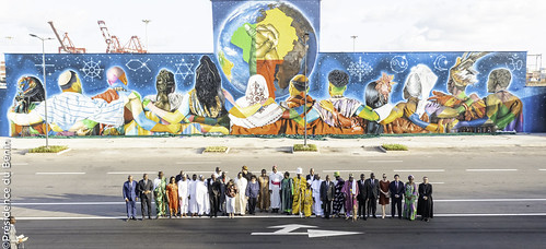 la cérémonie de dévoilement de l'œuvre d'art réalisée par l’artiste brésilien Eduardo KOBRA sur le mur du port à Cotonou-82