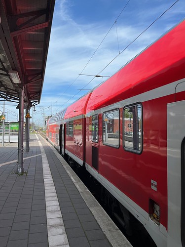 RE train to Oldenbuurg at Leer