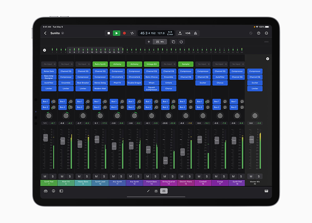 Apple-iPad-Logic-Pro-pro-mixer