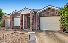 2/22 Pangbourne Avenue, Harkness VIC