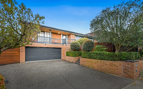 1 Crystal Court, Wheelers Hill VIC