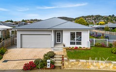 11 Dowding Crescent, New Town TAS