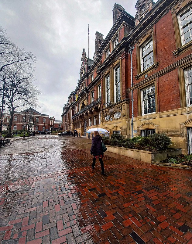 Rainy day in Leicester<br/>© <a href="https://flickr.com/people/29057345@N04" target="_blank" rel="nofollow">29057345@N04</a> (<a href="https://flickr.com/photo.gne?id=52906784862" target="_blank" rel="nofollow">Flickr</a>)