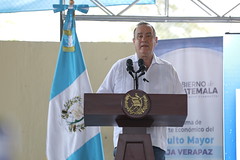 20230519 GG ENTREGA PROGRAMA ADULTO MAYOR PAM SALAMA BAJA VERAPAZ  01 (1) by Gobierno de Guatemala