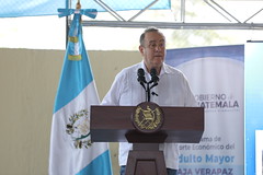 20230519 GG ENTREGA PROGRAMA ADULTO MAYOR PAM SALAMA BAJA VERAPAZ  00 (1) by Gobierno de Guatemala