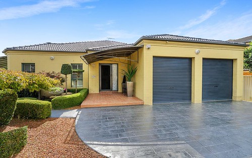 35 Greenway Dr, West Hoxton NSW 2171