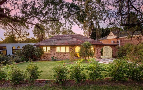 7 Canoon Rd, South Turramurra NSW 2074