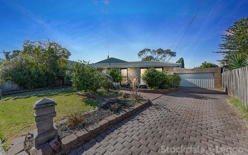 2 Exeter Ct, Wheelers Hill VIC 3150