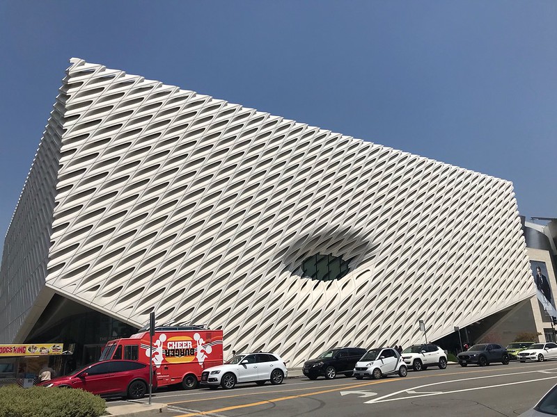The Broad<br/>© <a href="https://flickr.com/people/59109433@N00" target="_blank" rel="nofollow">59109433@N00</a> (<a href="https://flickr.com/photo.gne?id=52927757867" target="_blank" rel="nofollow">Flickr</a>)