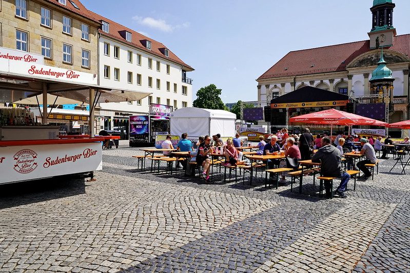 Stadtfest in Magdeburg<br/>© <a href="https://flickr.com/people/55276930@N04" target="_blank" rel="nofollow">55276930@N04</a> (<a href="https://flickr.com/photo.gne?id=52932340161" target="_blank" rel="nofollow">Flickr</a>)