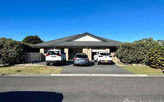 1 & 2/2a Fig Tree Court, Forster NSW