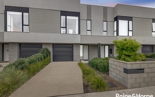 5B Westminster Dr, Avondale Heights VIC 3034