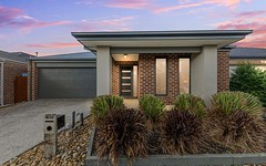 26 Emery Drive, Clyde North Vic