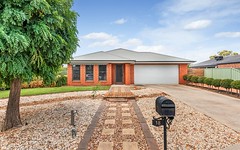 18 Greenfield Drive, Epsom Vic