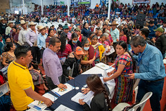 20230602 Ai ENTREGA PROGRAMA ADULTO MAYOR PAM CHIMALTENANGO  2 (5) by Gobierno de Guatemala