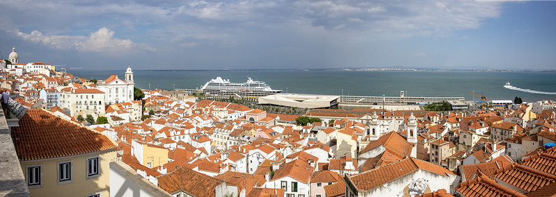 Lisboa Portugal<br/>© <a href="https://flickr.com/people/98627816@N02" target="_blank" rel="nofollow">98627816@N02</a> (<a href="https://flickr.com/photo.gne?id=52948834427" target="_blank" rel="nofollow">Flickr</a>)