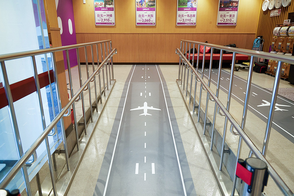 壽司郎歡慶來台5週年推限定菜色、聯名樂桃航空打造主題店!林襄搶頭香體驗 8 sushiro 230615-6