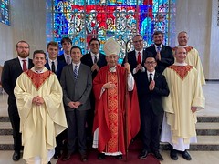 Bishop Persico joins the seminary community for Mass.