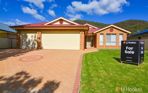 4 Fairview Drive, Lithgow NSW